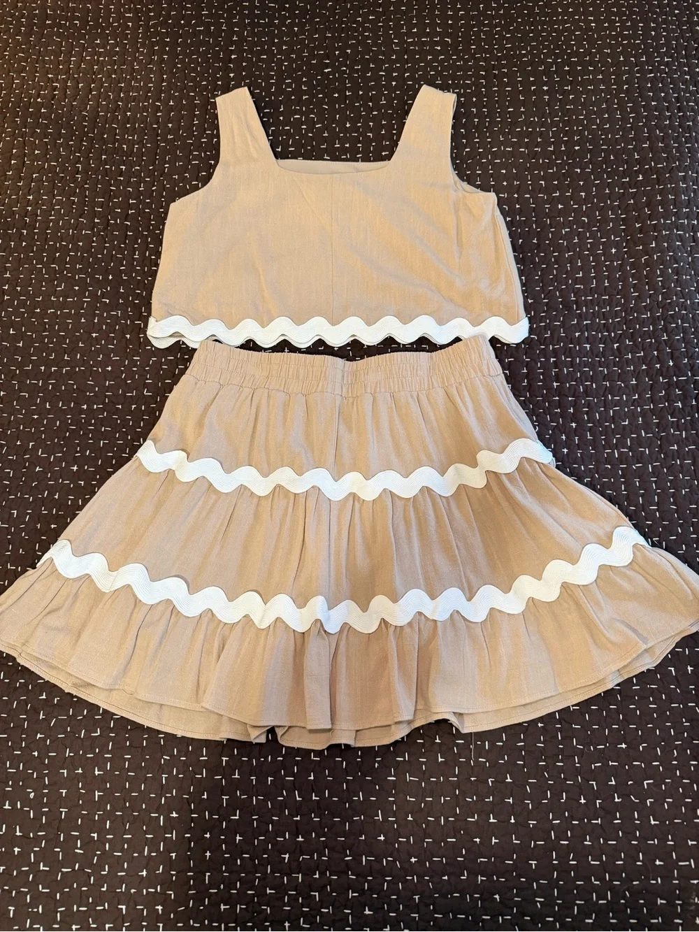 Beige Two-Piece Crop Top & Tiered Skirt Set with White Trim